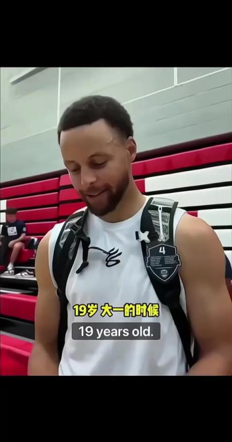 美國男籃問答：第一次扣籃時(shí)幾歲？濃眉：詹姆斯兩歲扣籃！